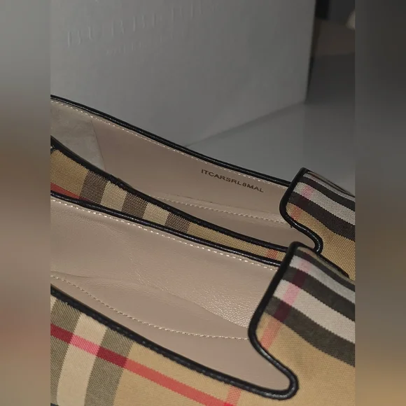 Like New Burberry Girls Novacheck Loafers! - Picture 8 of 12